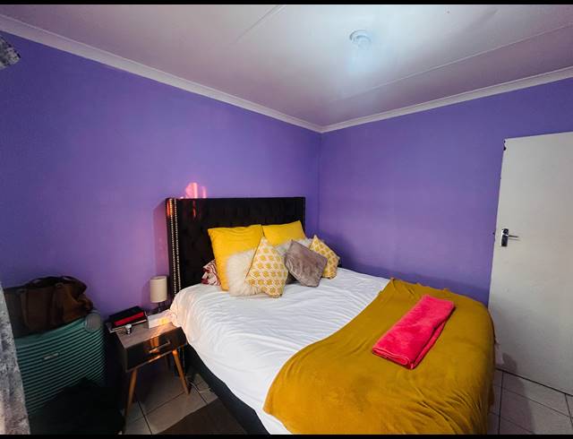 2 BEDROOM HOUSE FOR SALE IN SAVANNA CITY